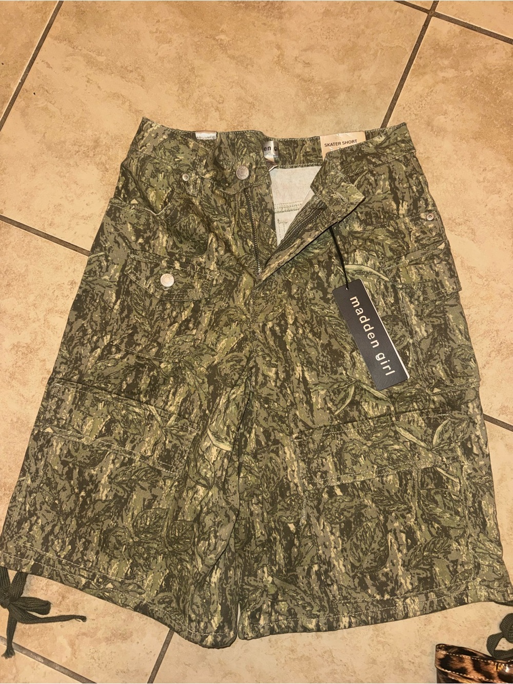Madden Girl Olive Green Camo Cargo Shorts